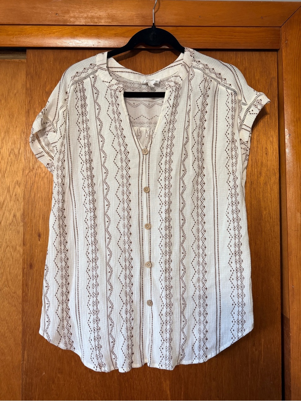 Blu Pepper Cream Short-Sleeve Button Down Top with Brown Stripe Pattern